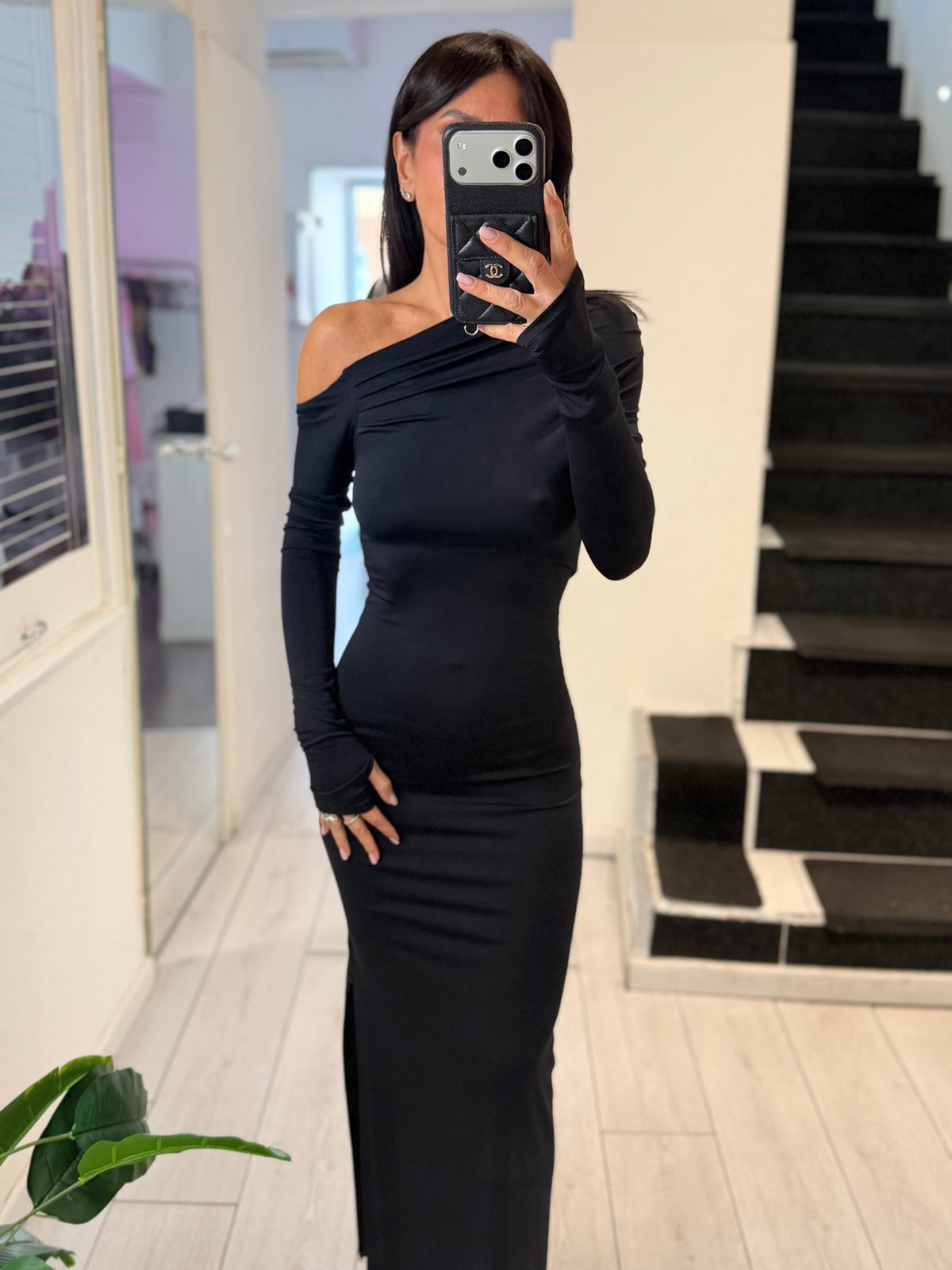 Abito kim